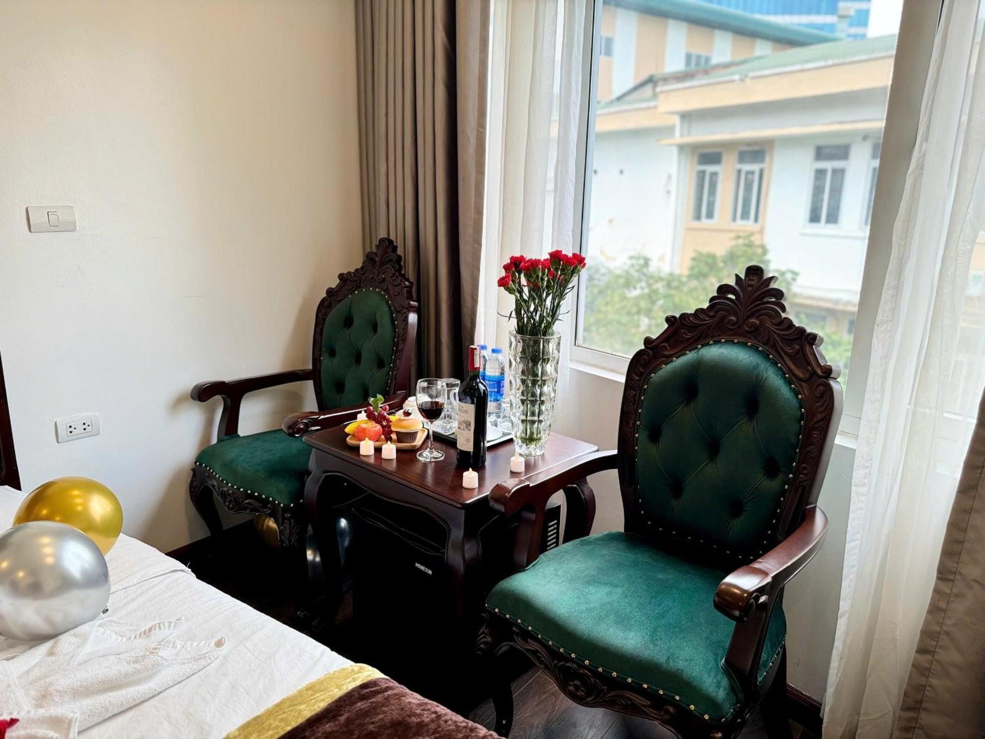 Hoang Gia Hotel Nhan Hoa — Photos 1